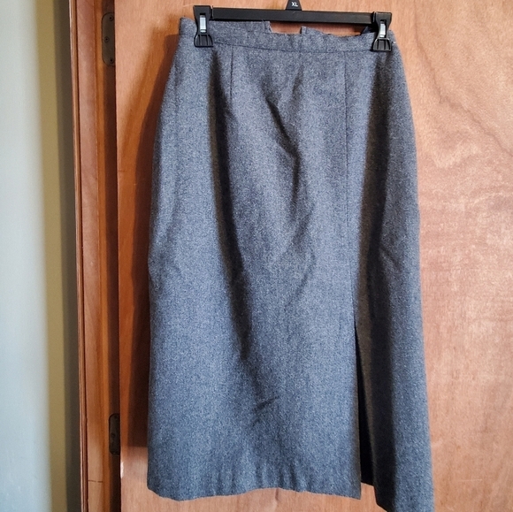 Claude Vintage woolblend  Aline / Pencil skirt. Sz 6 grey. Slit. Office business - Picture 1 of 4